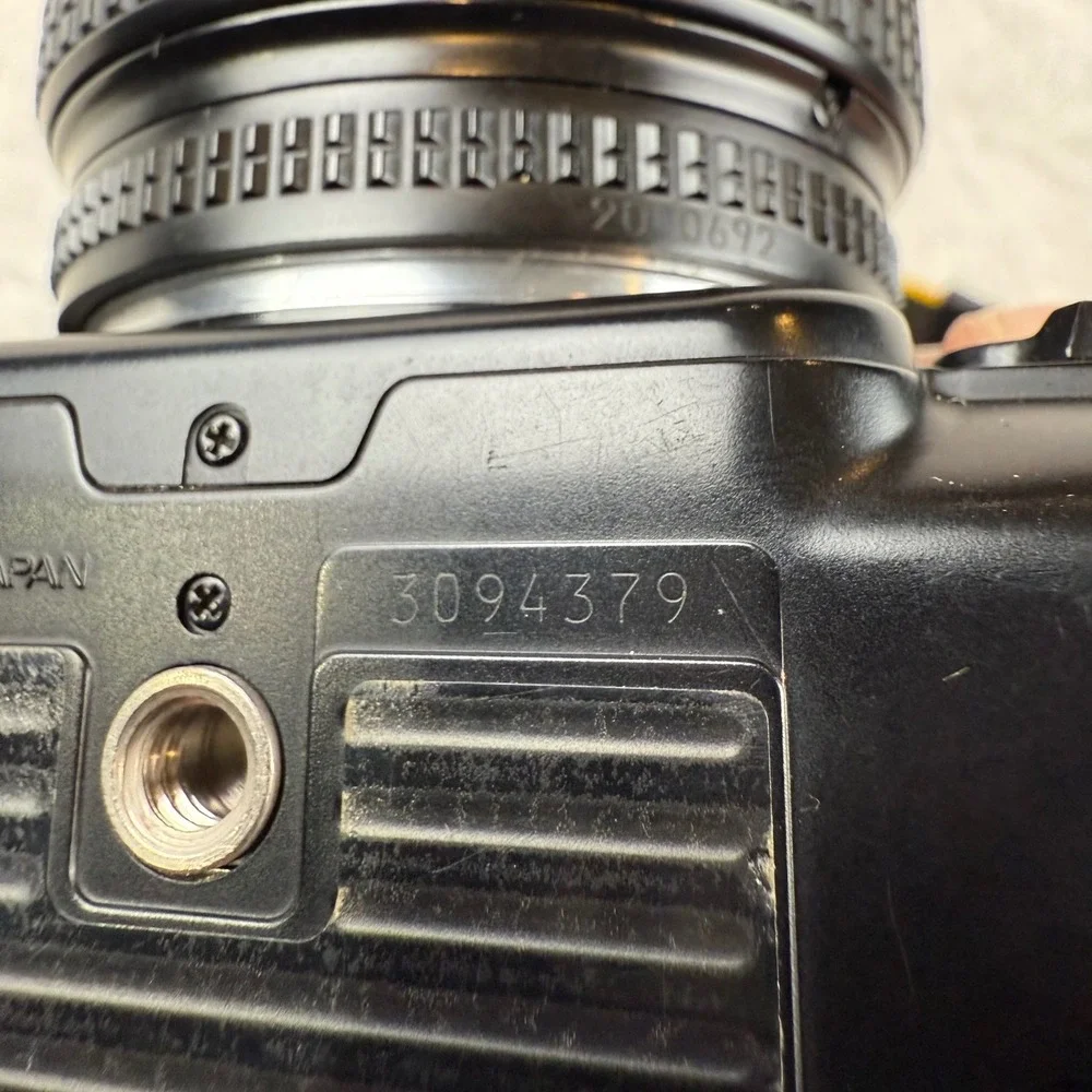 Nikon‎ N8008s 35mm SLR Film Camera w/ AF Nikkor 28-70mm Lens & SB-24 Flash